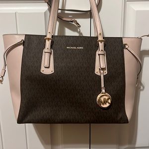 Michael Kors Shoulder bag